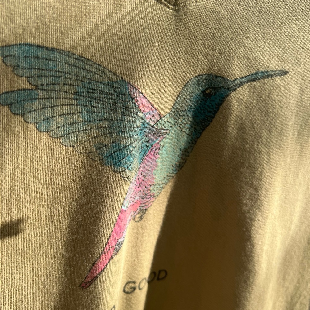 Life Is Good Khaki green Tee with Vibrant Hummingbird - Picture 2 of 4